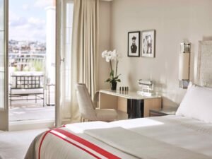 a beautiful bed in a hotel room